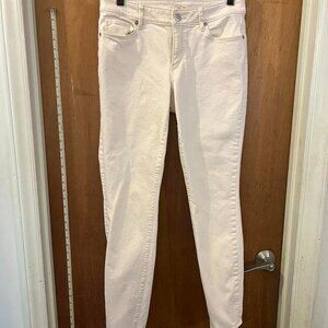 🐻Size 6 - Loft - Soft White Jean Like Pants - W31"/L30"